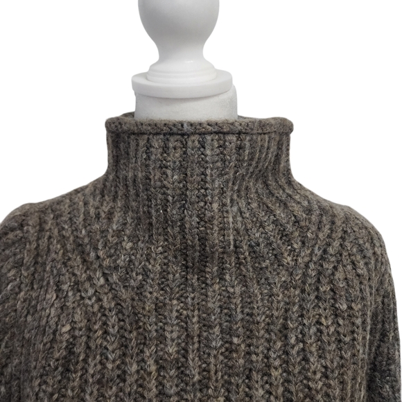 EUC Madewell Puff Sleeve Loretto Mockneck Pullover Sweater in Heather Otter - Picture 11 of 14